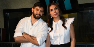 Ebru Yaşar'dan iki yeni sürpriz: Affet