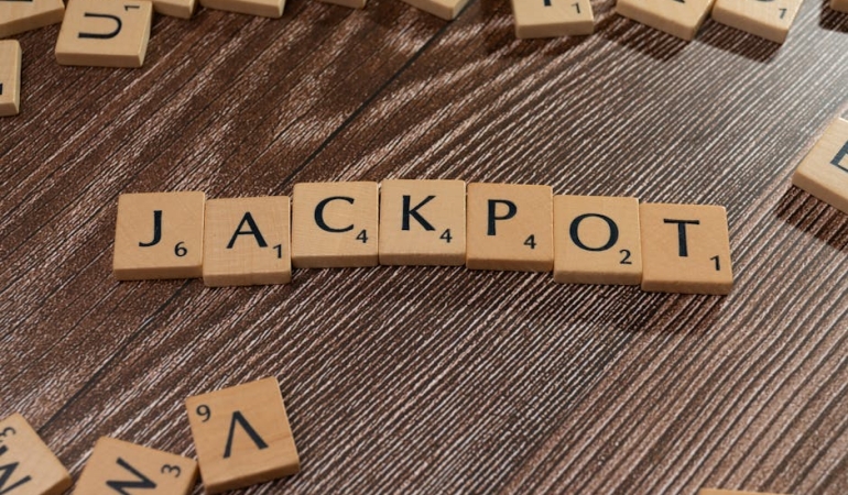 Anadolu-Efes8217e-EuroLeague8217de-Buyuk-Sok-Play-In-Sansi-Zora-Girdi-featured