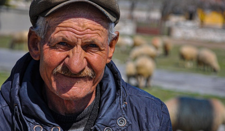 Goztepe-Iskocya-Deneyimli-Orta-Saha-Agay8217i-Renklerine-Bagladi-featured