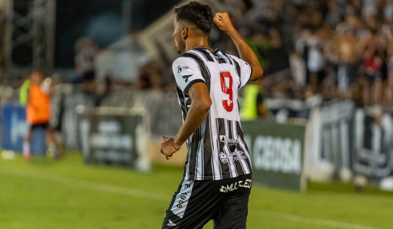 9-Mart-Pazartesi-Futbol-Heyecani-Sahaya-Kimler-Cikiyor-featured