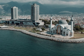 CHP8217li-Karaca8217dan-Gazeteci-Ismail-Ari8217ya-Destek-Ziyareti-featured